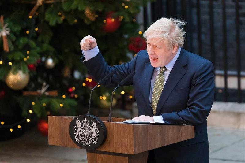 El primer ministro británico, Boris Johnson, pronuncia un discurso en el número 10 de Downing Street