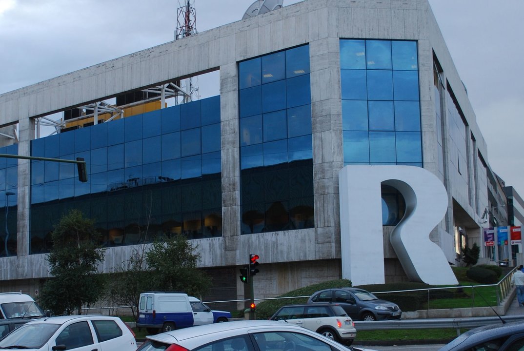 Edificio de oficinas de R no polígono de A Grela, en A Coruña.