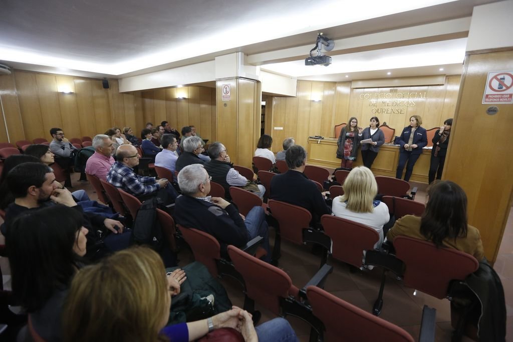 Asamblea de médicos de Atención Primaria, el pasado marzo, en el Colegio de Ourense.