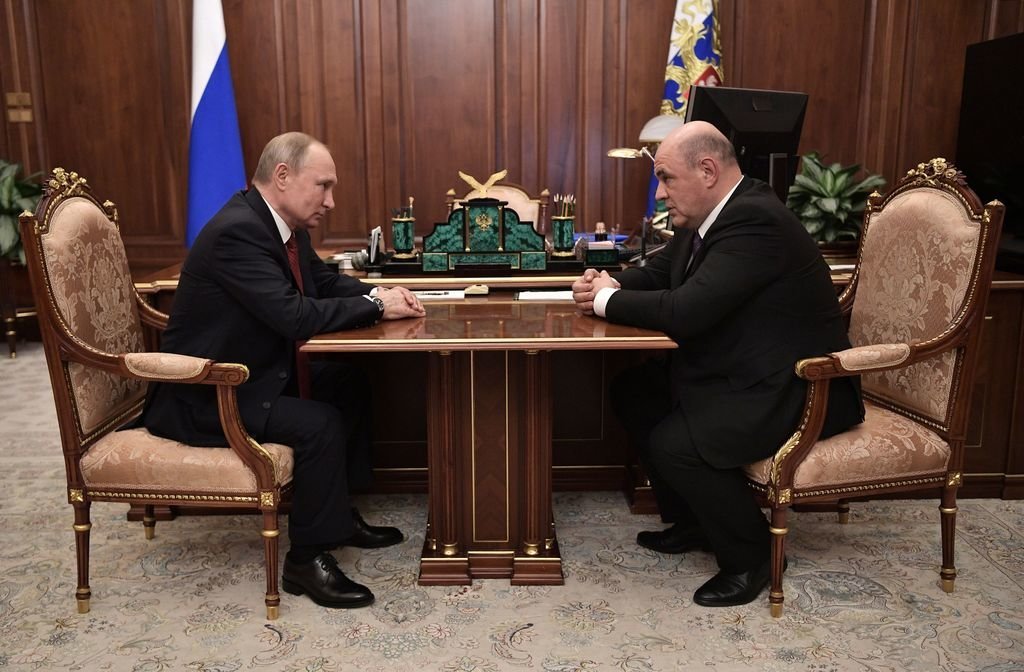 Vladimir Putin, con su nuevo primer ministro, el desconocido tecnócrata Mijaíl Mishustin.