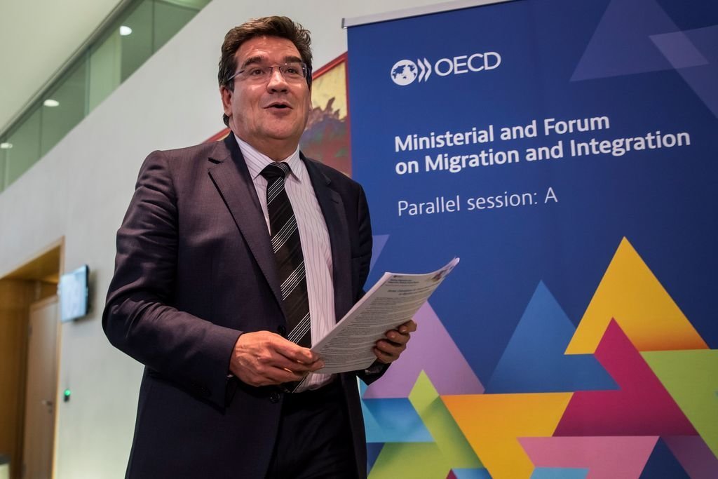 El ministro de Seguridad Social, José Luis Escrivá, en la conferencia de la OCDE en París.