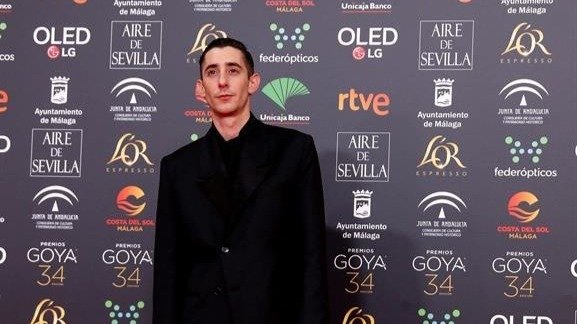 El actor Enric Auquer a su llegada a la entrega de los Premios Goya