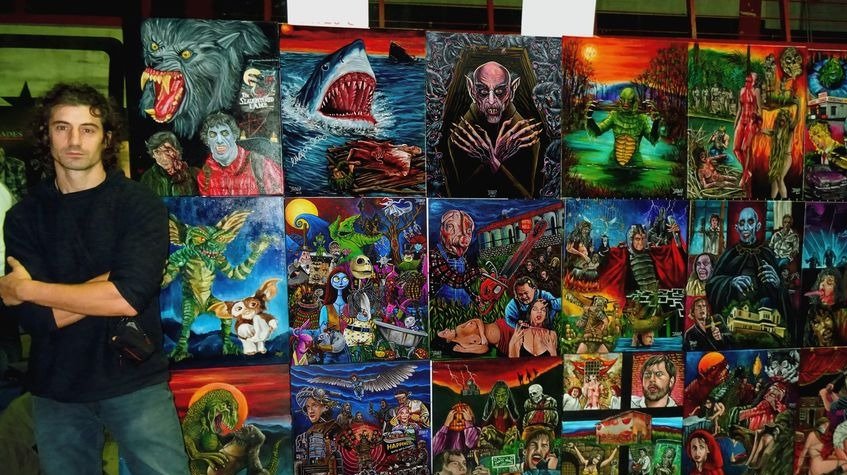 José Méndez es un artista especialista en cuadros de temática terrorífica.