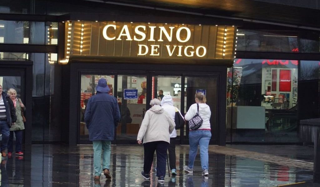 El Casino de Vigo abrirá sus puertas en marzo.
