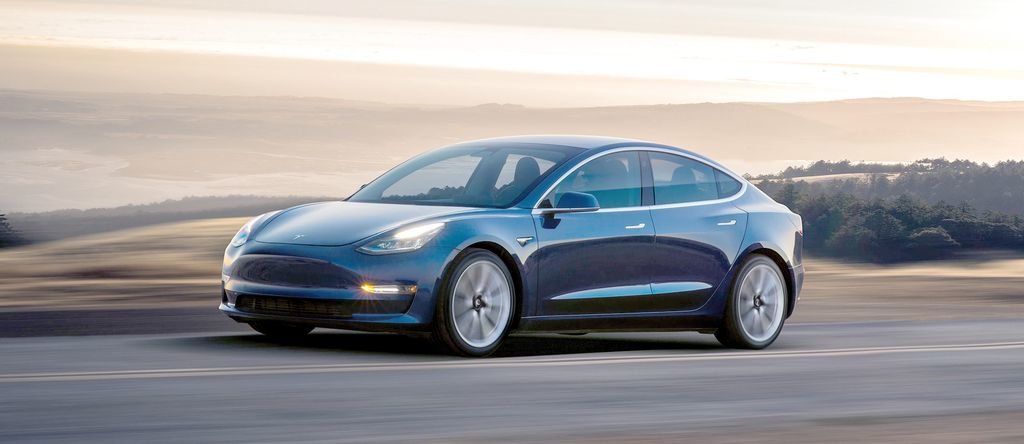 Un modelo de Tesla, líder mundial en coches eléctricos.