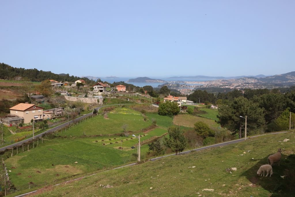 La panorámica que se puede observar desde Belesar abarca muchos puntos de la comarca