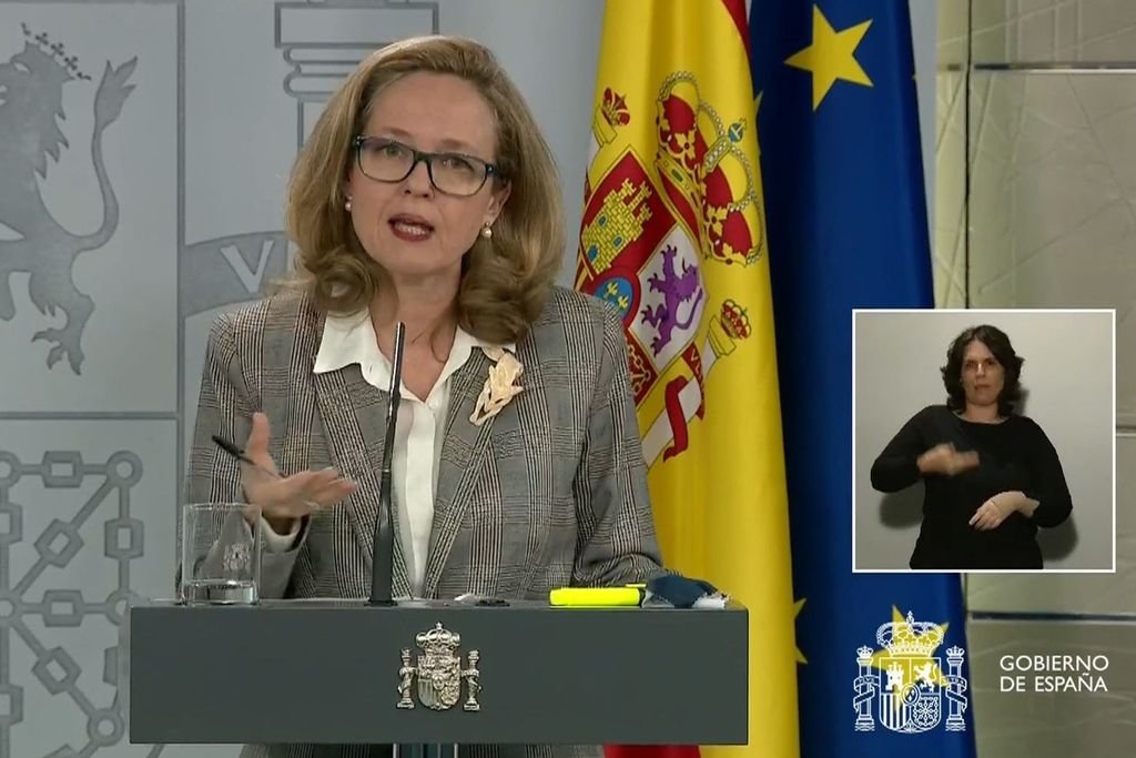 Nadia Calviño, ministra de Asuntos Económicos y Transformación Digital, ante la prensa.