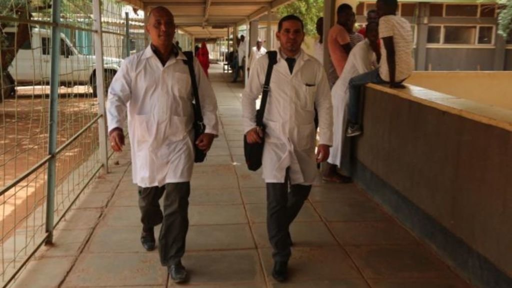 Los médicos cubanos secuestrados en Cuba, Assel Herrera y Landy Rodríguez.