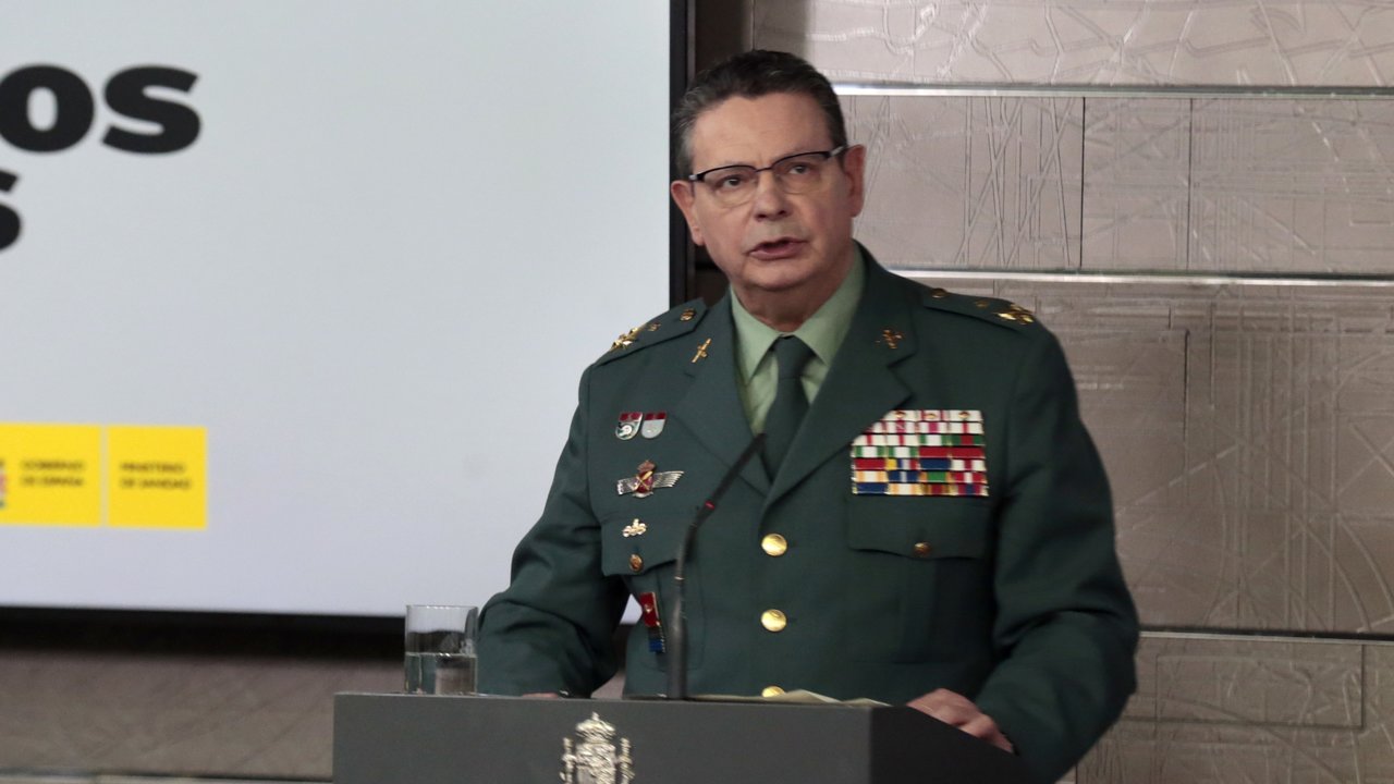 El teniente general, Laurentino Ceña