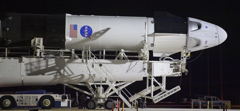 La Demo-2, un cohete Falcón 9 de la compañía SpaceX, en el Centro Kennedy de Cabo Cañaveral (Florida).
