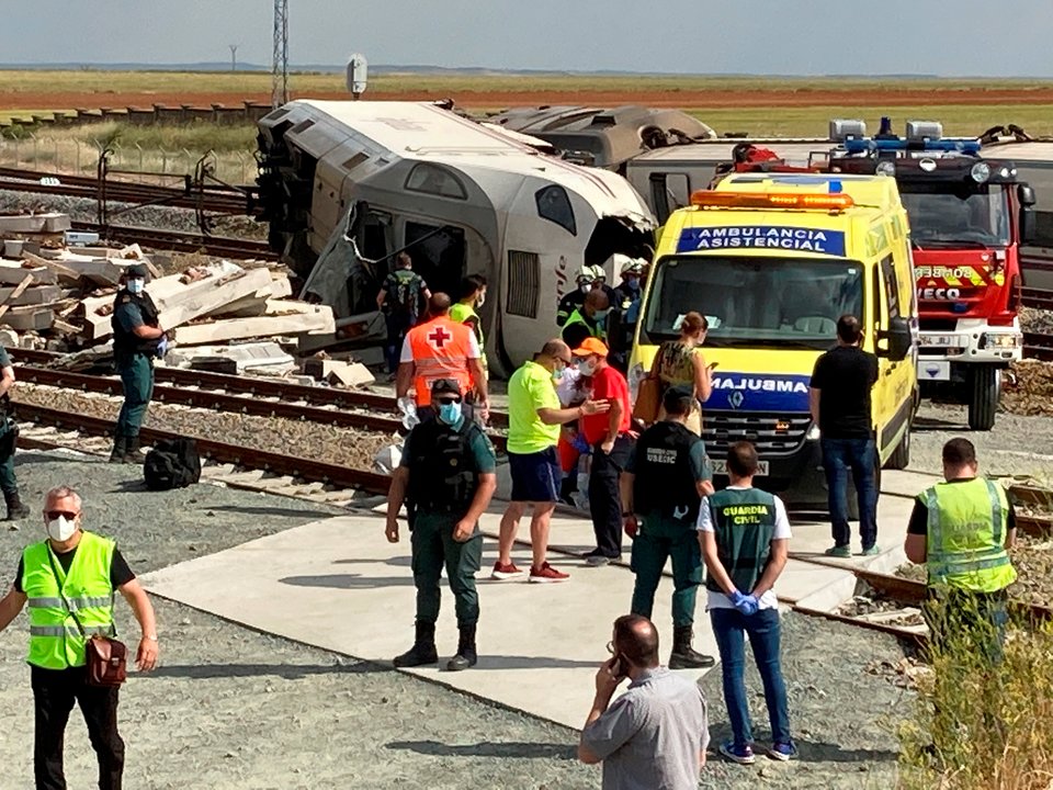 El accidente ferroviario se produjo en la tarde de ayer en las inmediaciones del apeadero de la localidad zamorana de La Hiniesta.