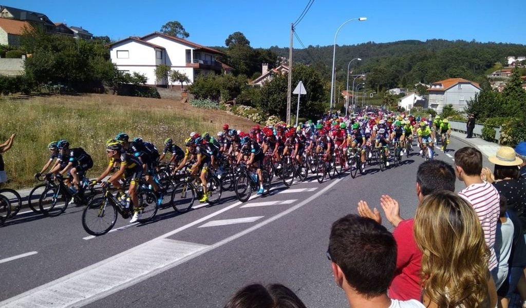 El pelotón de la Vuelta a España iniciará una etapa el Mos el miércoles 5 de noviembre.