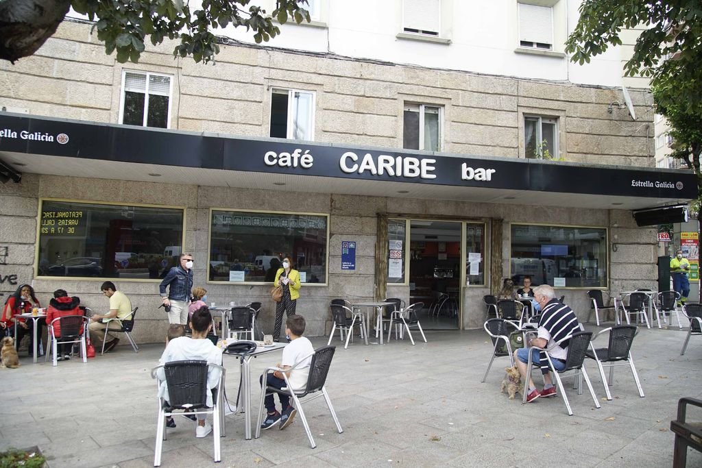 Algunas cafeterías mantendrán el mismo aforo para evitar aglomeraciones. Ésta en Plaza de la Industria no prevé abrir la barra.