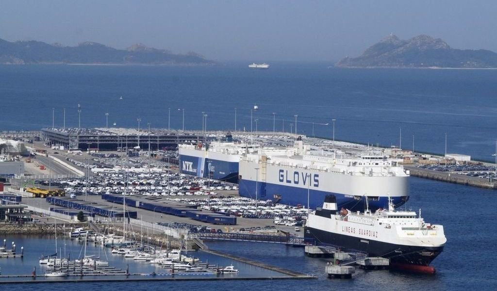El Puerto de Vigo, el pulmón económico de la ciudad  que el año pasado registró récord de exportaciones, ahora muy mermadas por la pandemia.