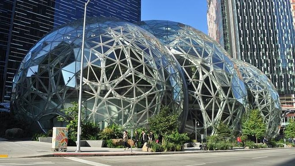 Las esferas principales de la sede de Amazon en Seattle.