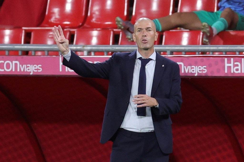 Zinedine Zidane, técnico del Real Madrid, quiere su segunda liga.
