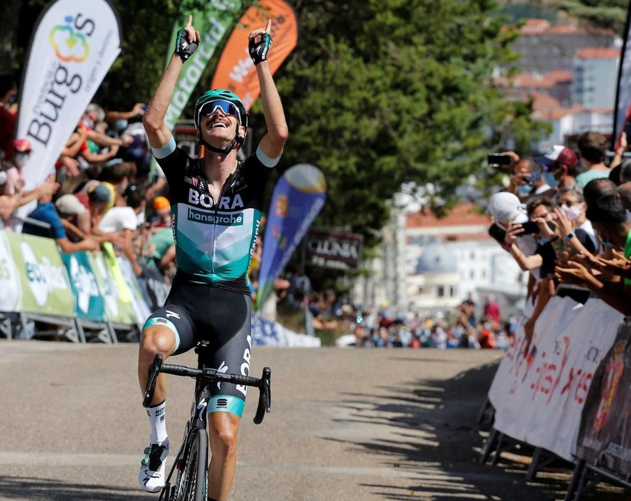 El ciclista del Bora Felix Grosschartner obtuvo el triunfo.