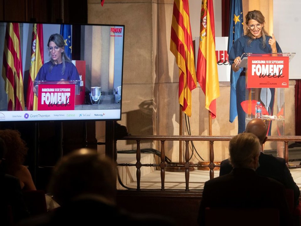 Yolanda Díaz, durante su intervención en la jornada &#34;Mirando al futuro&#34;, en Barcelona.