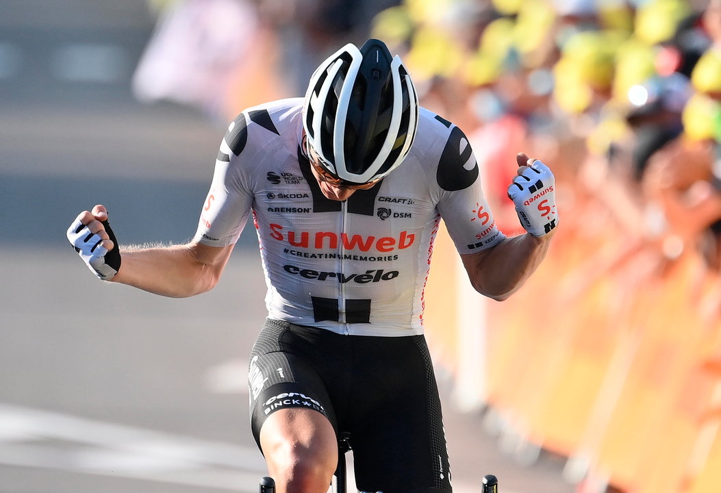 Soren Adersen saltó del grupo de velocistas para llevarse su segunda etapa en esta edición del Tour.