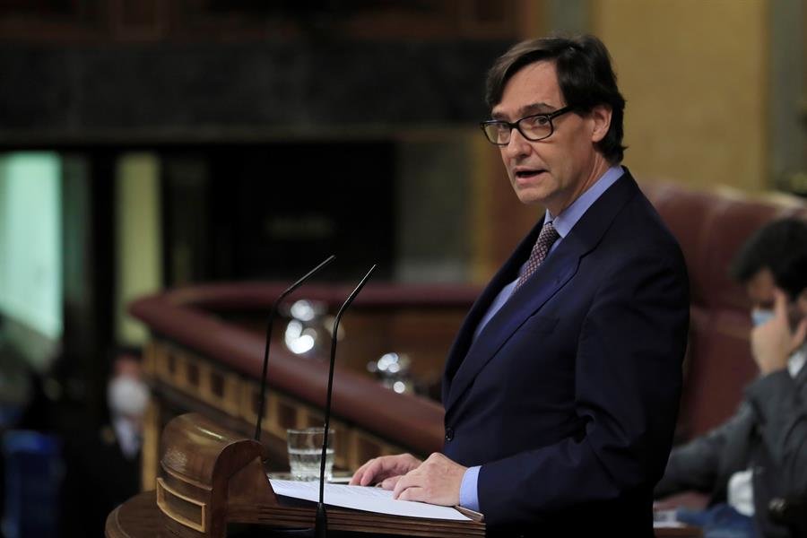 El ministro de Sanidad, Salvador Illa, comunica este jueves al pleno del Congreso la declaración del estado de alarma en Madrid
