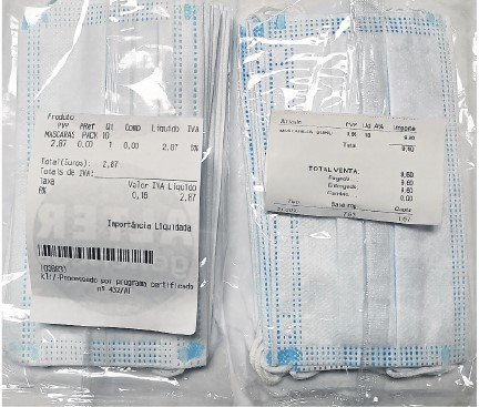 El paquete con diez mascarillas de la izquierda fue adquirido por 2,87 euros, como se aprecia en el recibo, en una farmacia portuguesa. El de la derecha también contiene diez mascarillas y costó 9,60 euros en una farmacia de la ciudad.