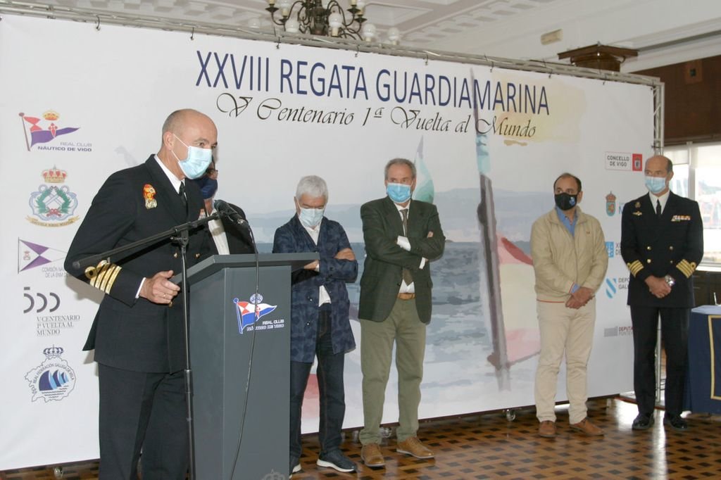 El Náutico de Vigo albergó la presentación de la regata Guardiamarina.