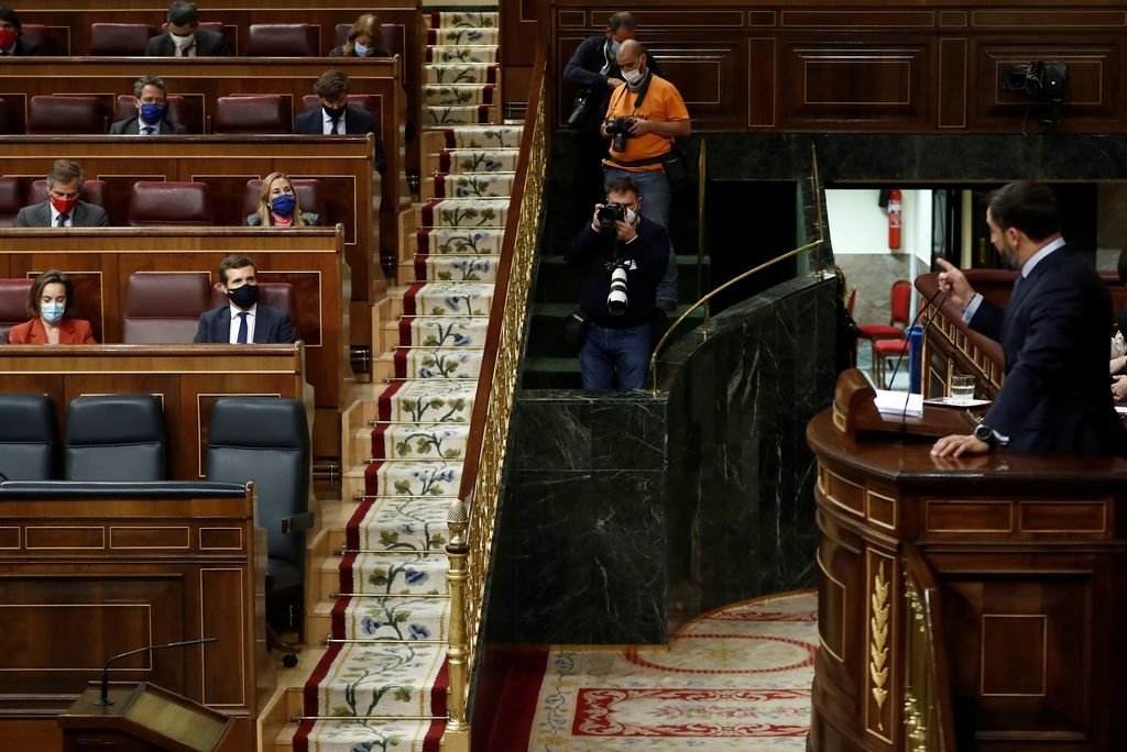Santiago Abascal se dirige a Pablo Casado en la moción de censura.