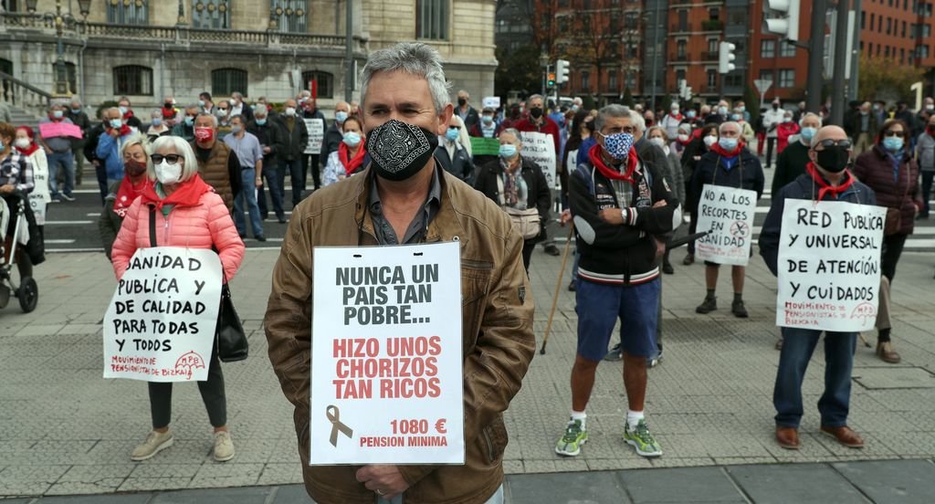 Manifestación en Bilbao reclamando la percepción de unas pensiones "dignas".