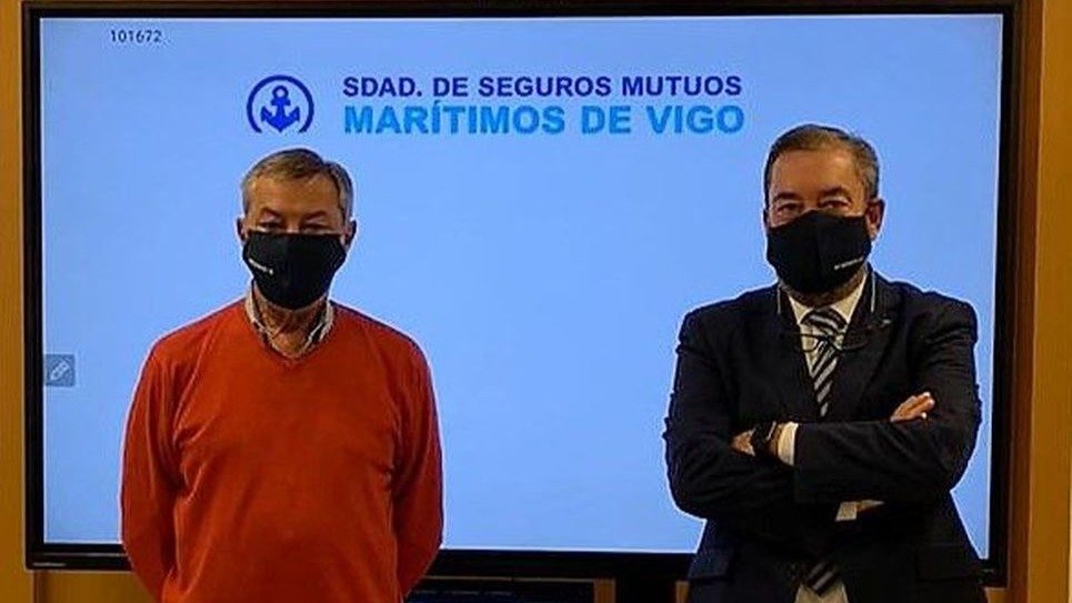 Álvaro Martínez Riva y Carlos Álvarez firmaron el acuerdo.