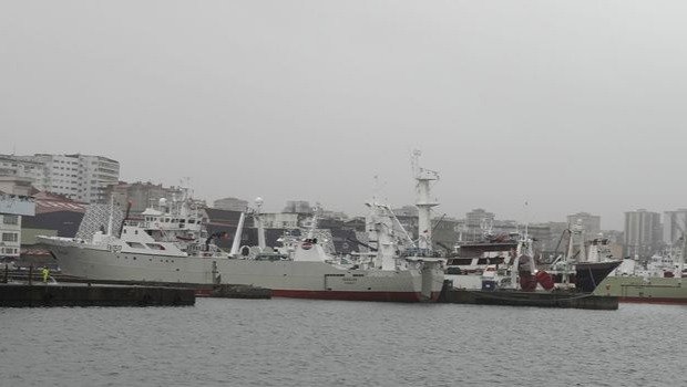 La flota viguesa que faena en Malvinas, preparada para su salida hacia el caladero en enero. Será la primera campaña con el Brexit, que afectará a las importaciones.