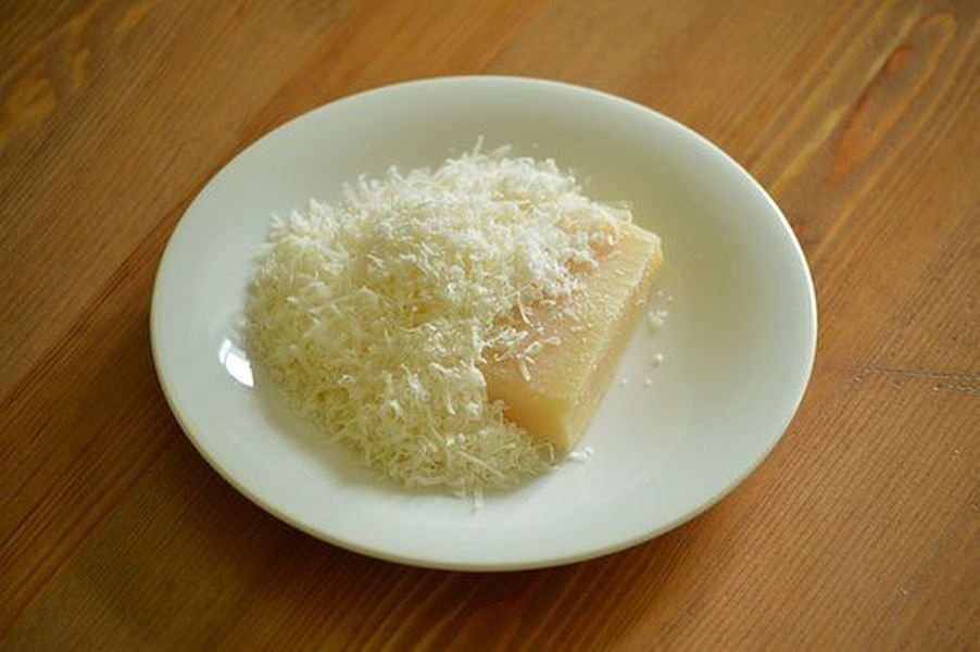 Los quesos curados tipo Gruyére, Idiazábal o Parmigiano tienen poca o ninguna lactosa y por ello son más fáciles de digerir.
