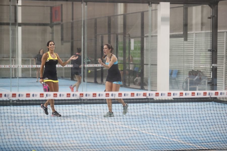 Las hermanas Barciela inician su participación en el torneo vigués el lunes en Navia.