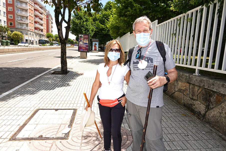 Procedentes de Madrid, estos peregrinos ayer en Vigo iniciaron el Camino en Baiona.