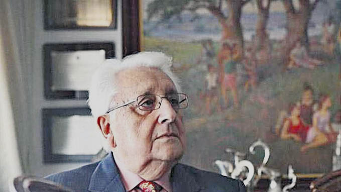 Víctor Moro.