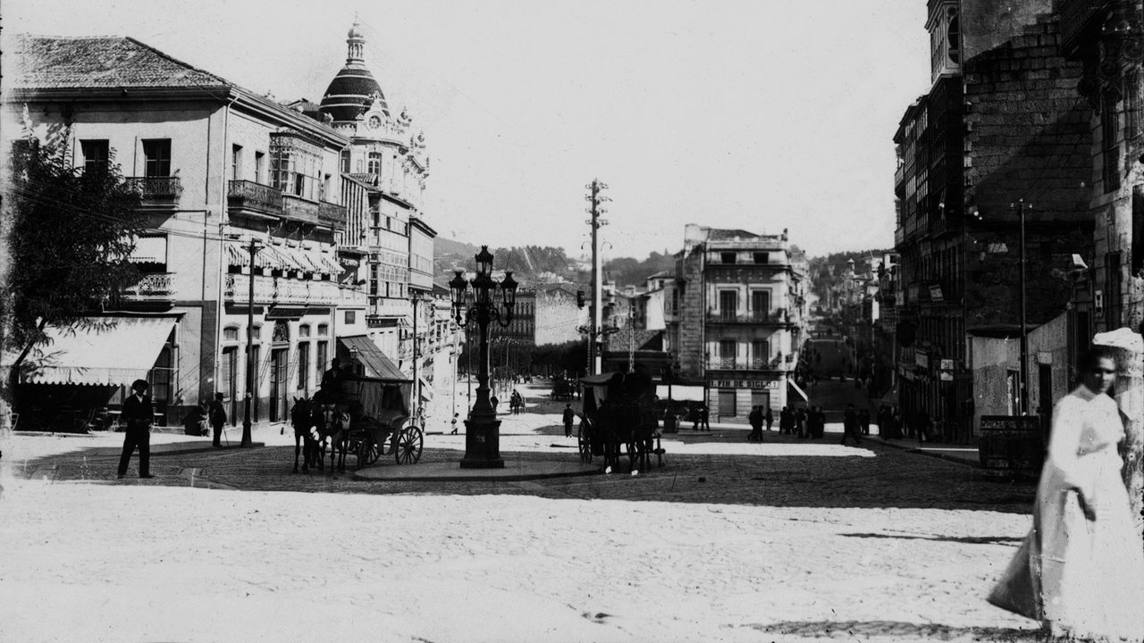 La Puerta del Sol a principios del siglo XX. // Cedida