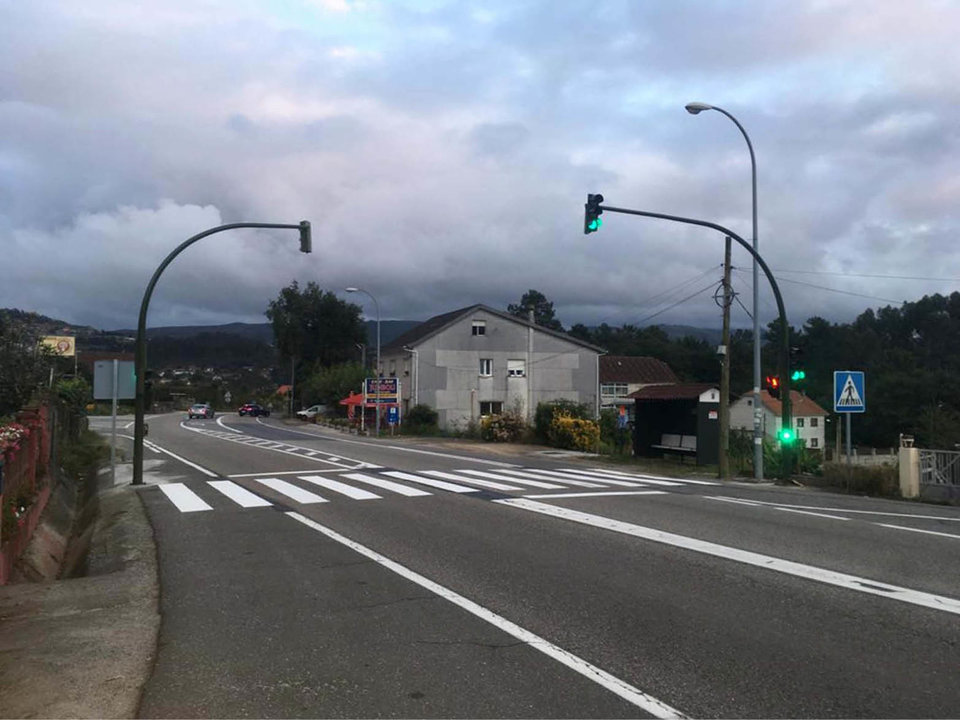 La instalación de un semáforo en la zona es una vieja reivindicación de los vecinos y del ANPA.
