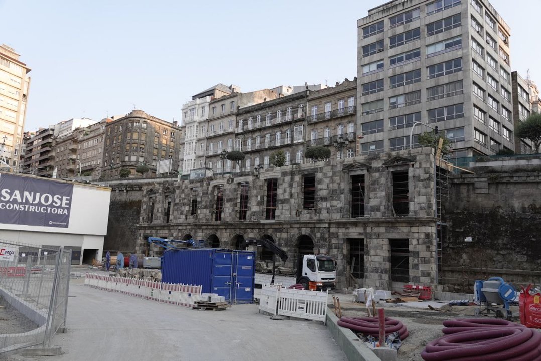 Reconstrucción de la antigua estación de tren en Vialia. // Vicente Alonso