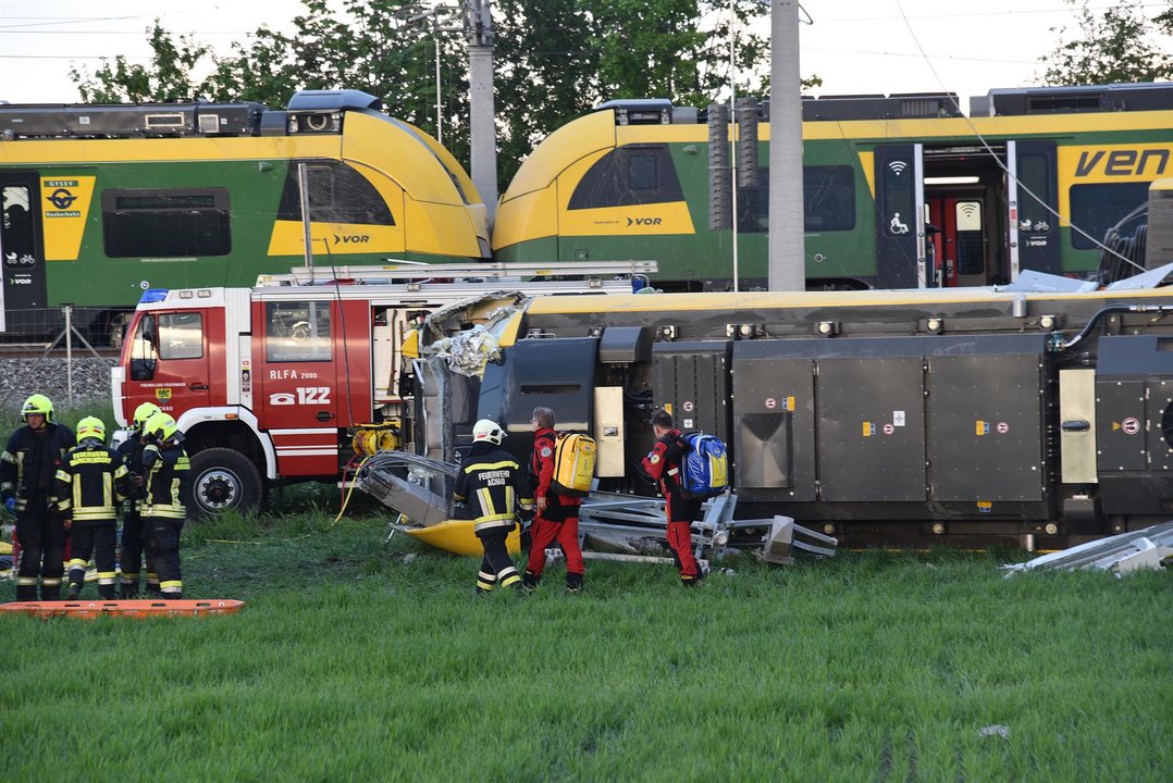 El tren accidentado en Münchendorf