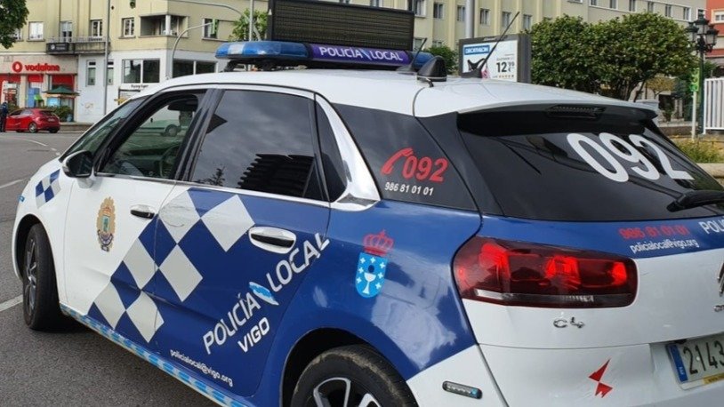 Un vehículo de la Policía Local de Vigo.
