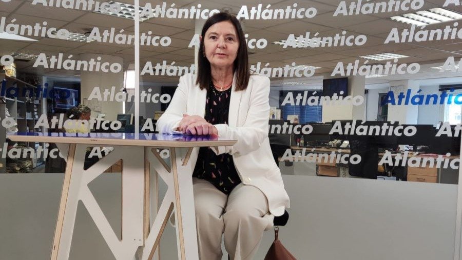 Lourdes Carballo, ahora también presidenta del Consello da Avogacía Galega, en el set de Atlántico TV.
