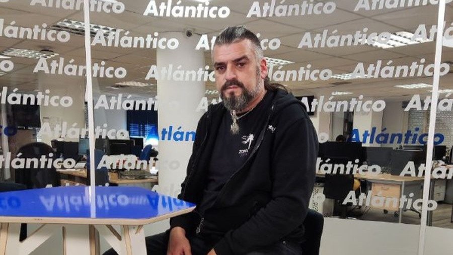 Basilio Aragón en su visita a Atlántico TV.