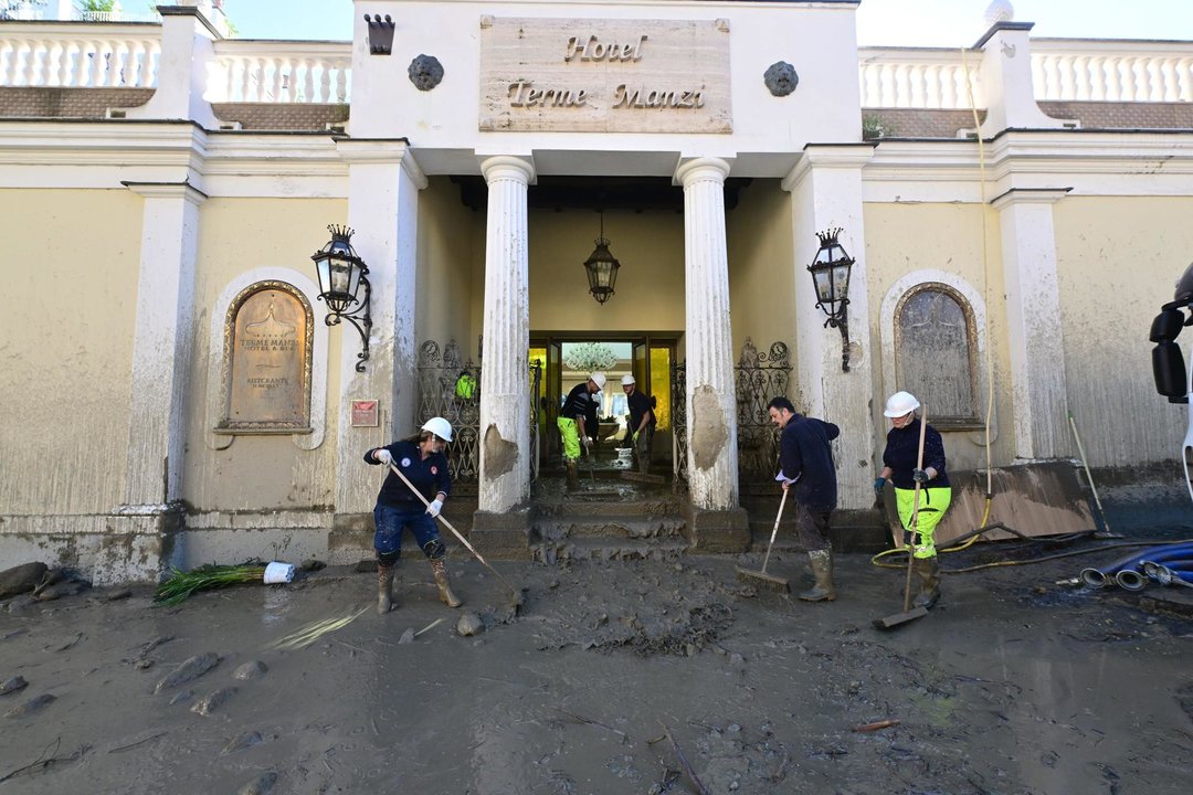 Italia declara estado de emergencia tras el mortal deslizamiento de tierra en Ischia. // EFE