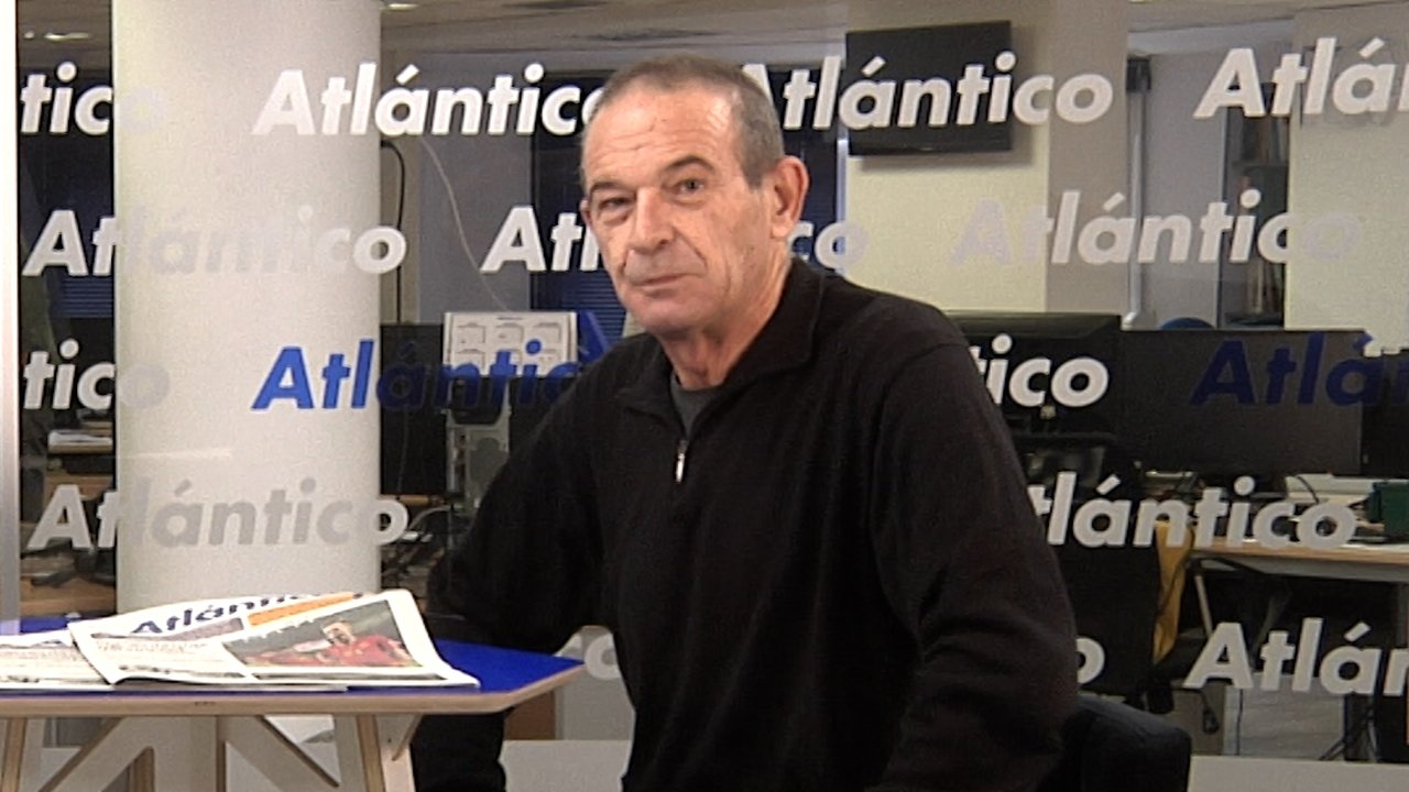 Gonzalo Navaza, en el set de AtlánticoTV.