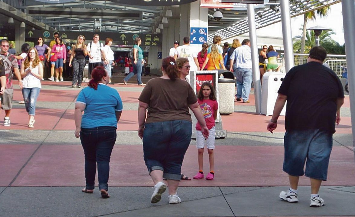Los expertos piden más investigación ante la cifra de un 53% de la población afectada por la obesidad.