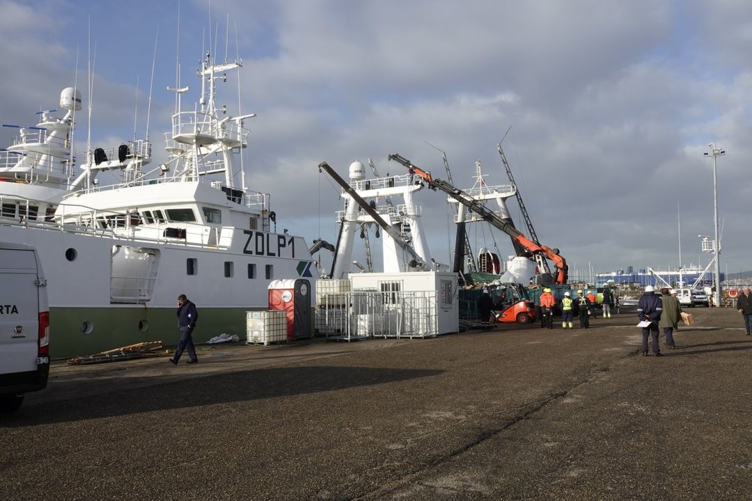 Congeladores de la flota de Malvinas, durante su última estancia en Beiramar, antes de partir hacia la campaña de febrero.