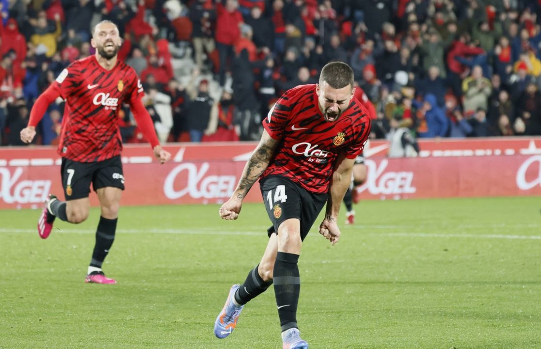 Dani Rodríguez celebra el gol del Mallorca en el partido de ayer.