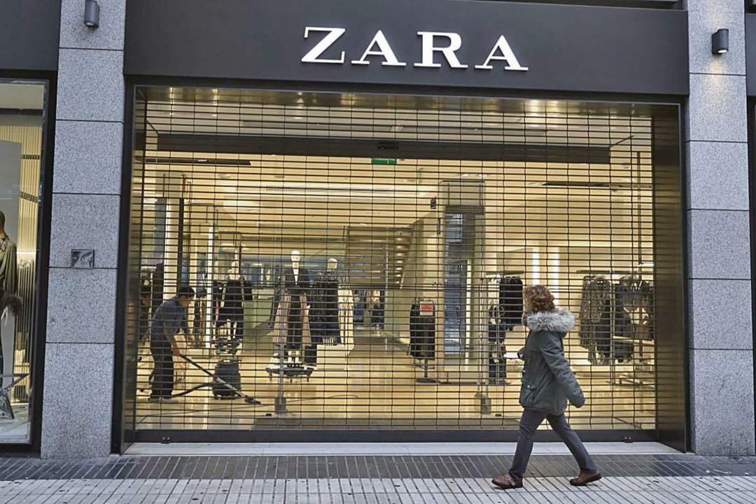 Exterior de una tienda de Zara, del grupo Inditex, en Madrid.