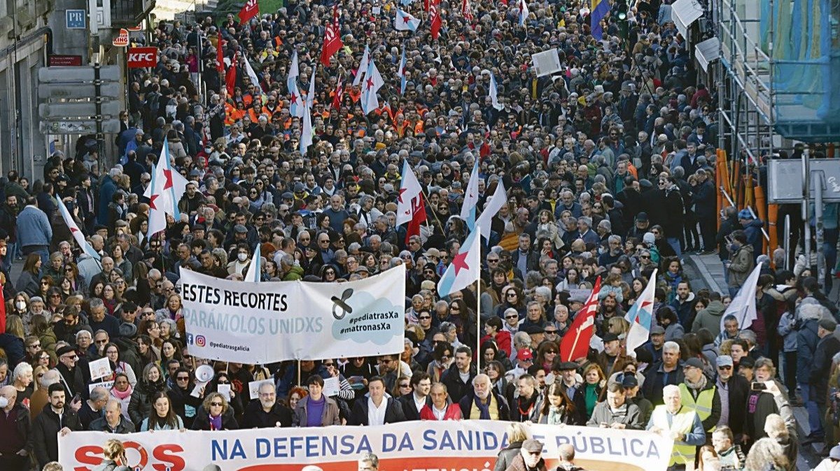 Imagen de la manifestación que recorrió este domingo el centro de Santiago de Compostela.