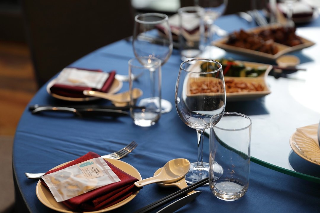 La mesa de un restaurante cualquiera. // Pixabay