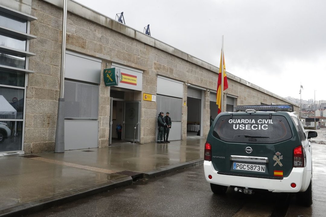 En Vigo se inauguró en 2018 la nueva sede de la Patrulla Fiscal y en Cambados se está construyendo un nuevo cuartel.